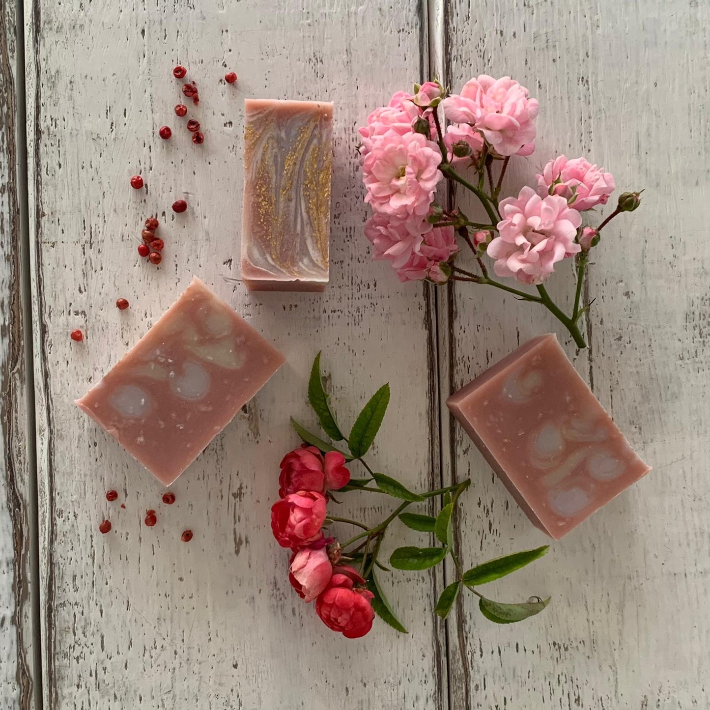 Jabón Artesano Flores y Pimienta Rosa