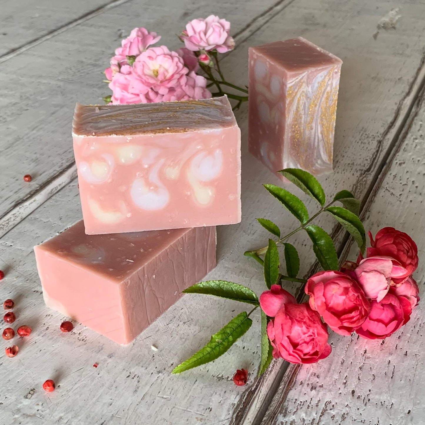 Jabón Artesano Flores y Pimienta Rosa